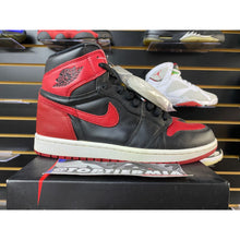 Load image into Gallery viewer, AIR JORDAN 1 HIGH OG BANNED 2016 SZ 8