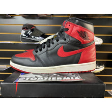 Load image into Gallery viewer, AIR JORDAN 1 HIGH OG BANNED 2016 SZ 8