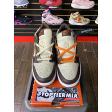 Load image into Gallery viewer, NIKE DUNK LOW LIGHT STONE MESA ORANGE SZ 8 BRAND NEW