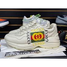 Load image into Gallery viewer, GUCCI RHYTON LOGO SZ 7G / 7.5