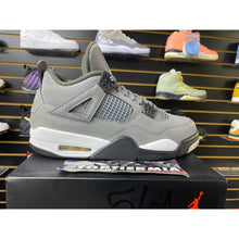 Load image into Gallery viewer, AIR JORDAN 4 COOL GREY SZ 8