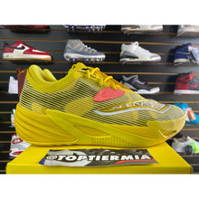 Load image into Gallery viewer, PUMA ALL-PRO NITRO 2 x POKEMON PIKACHU SZ 13 BRAND NEW