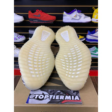 Load image into Gallery viewer, yeezy boost 350 v2 zebra sz 13