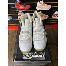 Load image into Gallery viewer, AIR JORDAN 11 SILVER ANNIVERSARY SZ 10 2010