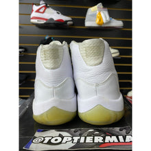 Load image into Gallery viewer, AIR JORDAN 11 SILVER ANNIVERSARY SZ 10 2010