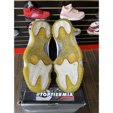 Load image into Gallery viewer, AIR JORDAN 11 SILVER ANNIVERSARY SZ 10 2010