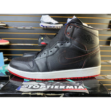 Load image into Gallery viewer, AIR JORDAN 1 SB LANCE MOUNTAIN BLACK SZ 11 BRAND NEW