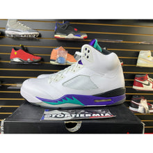 Load image into Gallery viewer, AIR JORDAN 5 GRAPE SZ 10.5