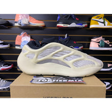 Load image into Gallery viewer, YEEZY 700 V3 AZAEL SZ 12