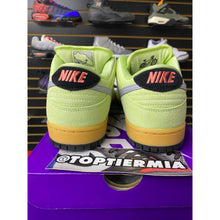 Load image into Gallery viewer, NIKE SB LOW VERDUGO MOUNTAIN SZ 10.5 BRAND NEW