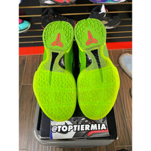 Load image into Gallery viewer, KOBE 6 PROTRO GRINCH SZ 7