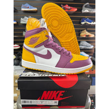 Load image into Gallery viewer, air jordan 1 high brotherhood sz 9.5 2022