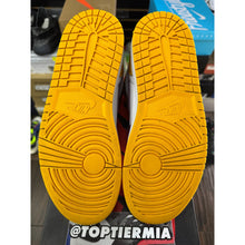 Load image into Gallery viewer, air jordan 1 high brotherhood sz 9.5 2022