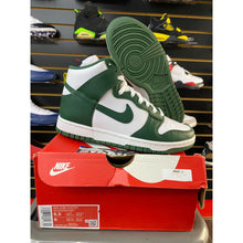 Load image into Gallery viewer, NIKE DUNK HIGH AUSTRALIA SZ 6.5