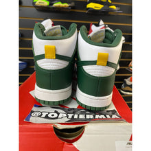 Load image into Gallery viewer, NIKE DUNK HIGH AUSTRALIA SZ 6.5