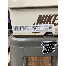 Load image into Gallery viewer, AIR JORDAN 1 X TRAVIS SCOTT OLIVE SZ 9