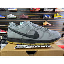 Load image into Gallery viewer, NIKE SB LOW COOL GREY 10.5 BRAND NEW