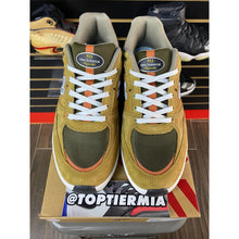 Load image into Gallery viewer, NEW BALANCE NUMERIC 933 ANDREW REYNOLDS WHEAT SZ 10