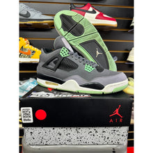 Load image into Gallery viewer, AIR JORDAN 4 GREEN GLOW SZ 10