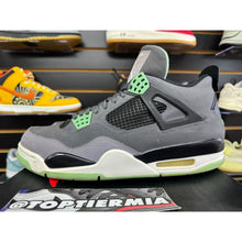 Load image into Gallery viewer, AIR JORDAN 4 GREEN GLOW SZ 10