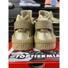 Load image into Gallery viewer, NIKE AIR HUARACHE DESERT CAMO SZ 11 BRAND NEW