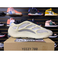 Load image into Gallery viewer, YEZZY 700 V3 AZAEL SZ 10.5