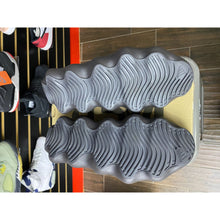 Load image into Gallery viewer, YEEZY 450 UTILITY BLACK SZ 11 BRAND NEW