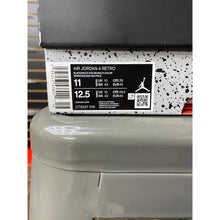 Load image into Gallery viewer, AIR JORDAN 4 RED THUNDER BRAND NEW SZ 11