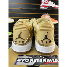 Load image into Gallery viewer, AIR JORDAN 3 WMNS X WNBA DESERT CAMO SZ 11W/9.5M BRAND NEW