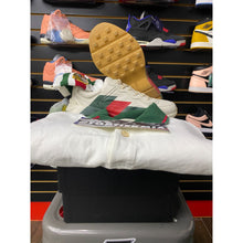 Load image into Gallery viewer, GUCCI RHYTHON WEB PRINT SZ 7
