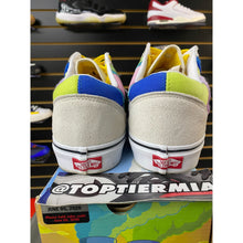Load image into Gallery viewer, VANS OLD SKOOL X THE SIMPSONS THE BOUVIERS SZ 13