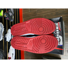 Load image into Gallery viewer, AIR JORDAN 1 LOW BLACK TOE SZ 11