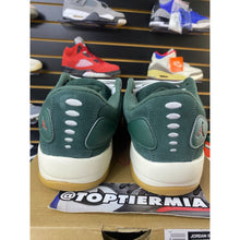 Load image into Gallery viewer, JORDAN SESSION DEEP FIR PALE IVORY SZ 11 BRAND NEW