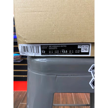 Load image into Gallery viewer, AIR JORDAN 6 REVERSED INFRARED SALESMAN SZ 12 BRAND NEW