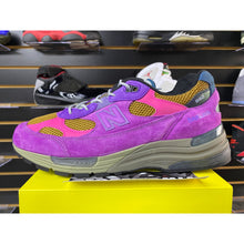 Load image into Gallery viewer, NEW BALANCE 992 MiUSA ACTION BRONSON DIGITALIS PURPUREA SZ 10 BRAND NEW