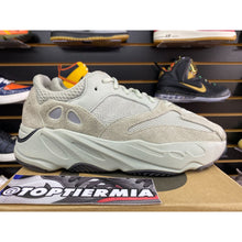 Load image into Gallery viewer, YEEZY 700 BOOST SALT SZ 8.5