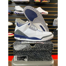 Load image into Gallery viewer, AIR JORDAN 3 MIDNIGHT NAVY SZ 12