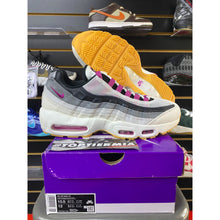 Load image into Gallery viewer, AIR MAX 95 X SB CACTUS FLOWER SZ 10.5 BRAND NEW