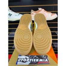 Load image into Gallery viewer, nike dunk high somos familia 2022 sz 9 BRAND NEW