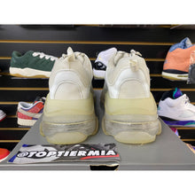 Load image into Gallery viewer, BALENCIAGA TRIPLE S CLEAR SOLE WHITE SZ 10