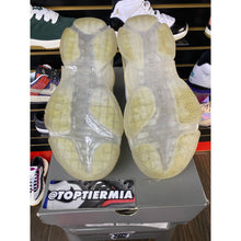 Load image into Gallery viewer, BALENCIAGA TRIPLE S CLEAR SOLE WHITE SZ 10