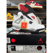 Load image into Gallery viewer, AIR JORDAN 4 WHITE CEMENT 2016 SZ 11