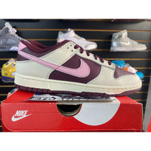 Load image into Gallery viewer, NIKE DUNK LOW PRM VALENTINES DAY 2023 SZ 10.5 BRAND NEW