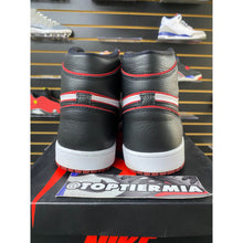 Load image into Gallery viewer, AIR JORDAN 1 BLOODLINE SZ 10.5
