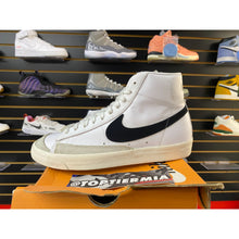 Load image into Gallery viewer, NIKE BLAZER MID 77 VINTAGE WHITE BLACK SZ 10