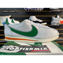 Load image into Gallery viewer, NIKE CLASSIC CORTEZ STRANGER THINGS HAWKINS HIGH SCHOOL SZ 8.5 BRAND NEW