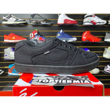Load image into Gallery viewer, ES ACCEL KEVLAR 219 OF 300 sz 10.5 BRAND NEW
