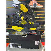 Load image into Gallery viewer, AIR JORDAN 4 THUNDER SZ 6Y