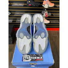 Load image into Gallery viewer, AIR JORDAN 11 PANTONE SZ 13