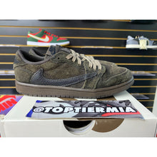 Load image into Gallery viewer, AIR JORDAN 1 LOW TRAVIS SCOTT VELVET BROWL (PS) SZ 2.5y